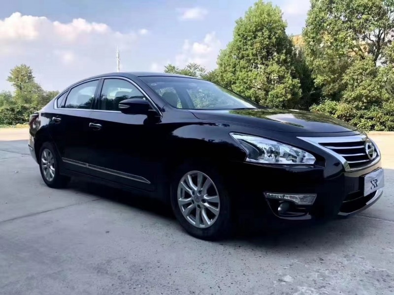 鄂州16年日產天籟2