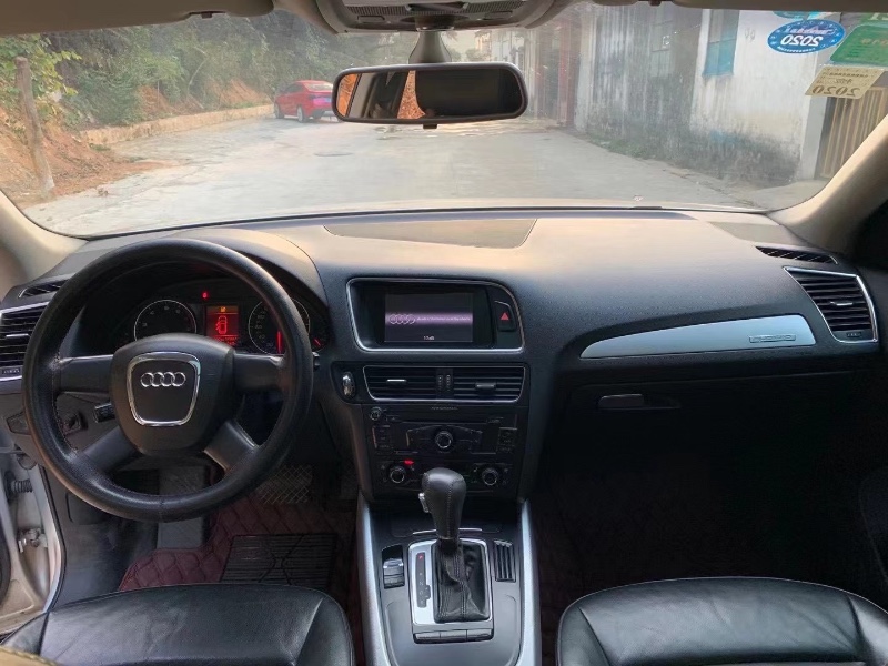 江门10年奥迪Q55