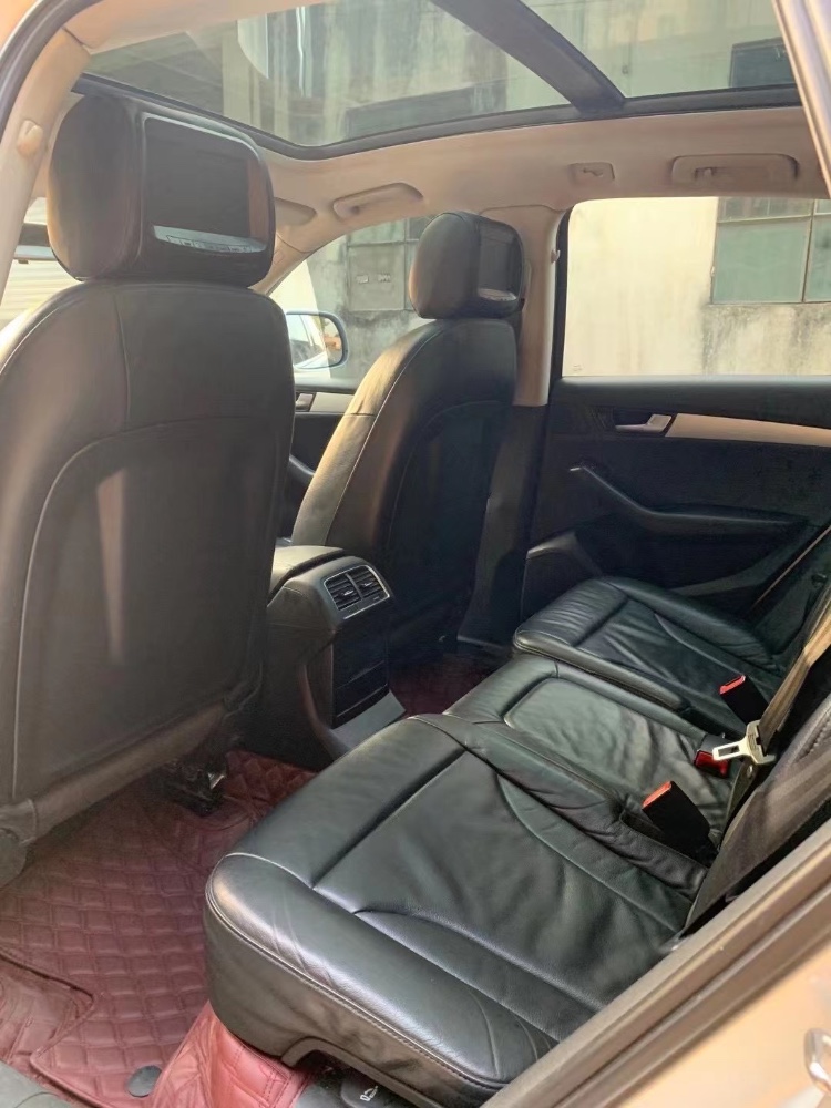 江门10年奥迪Q56