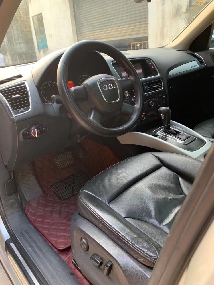 江门10年奥迪Q54