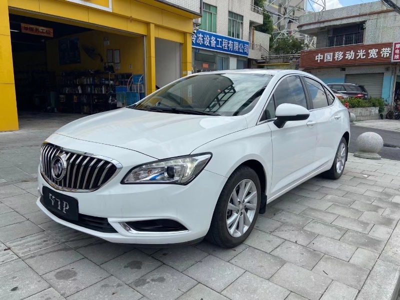 广州17年别克威朗2