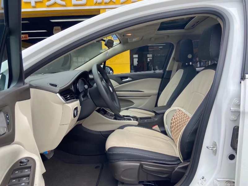 广州17年别克威朗8