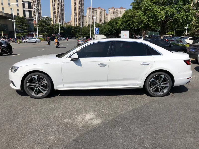 广州18年奥迪A4L6
