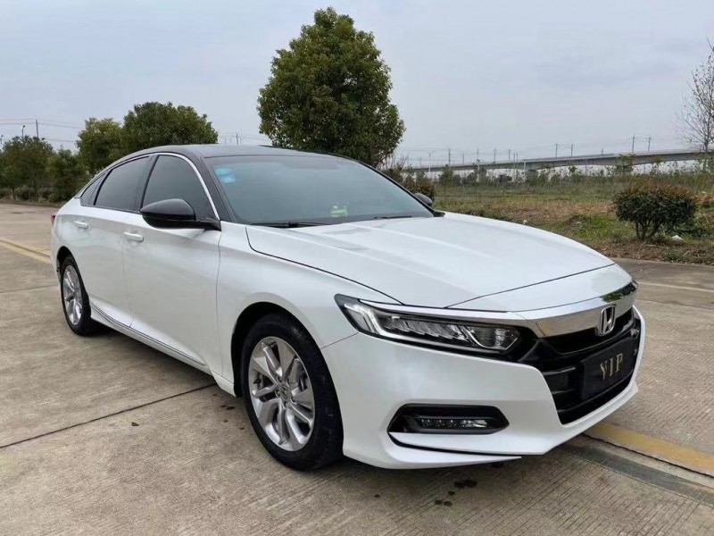 徐州20年本田雅阁4