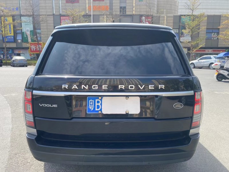 广州17年路虎揽胜行政9