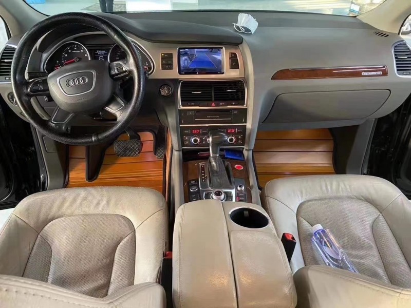 枣庄13年奥迪Q77