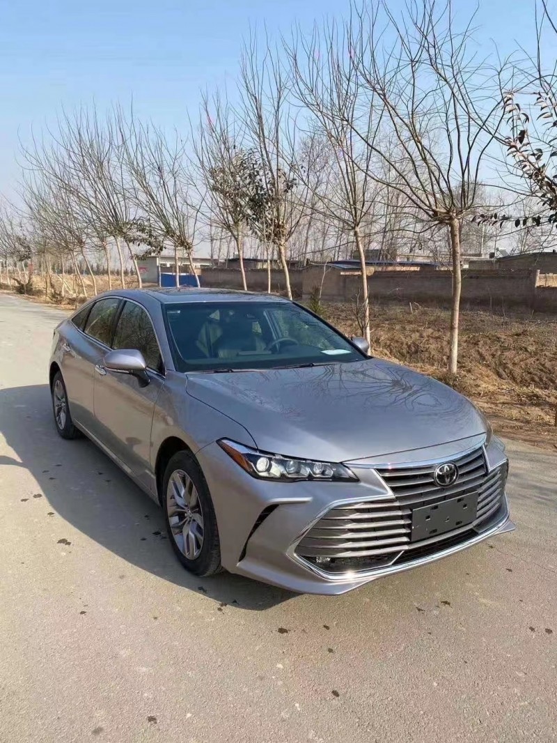 北京20年丰田亚洲龙8