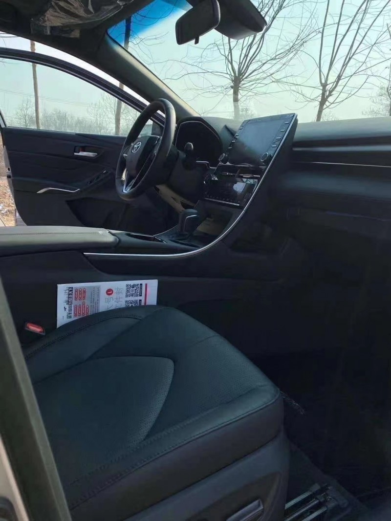 北京20年丰田亚洲龙4