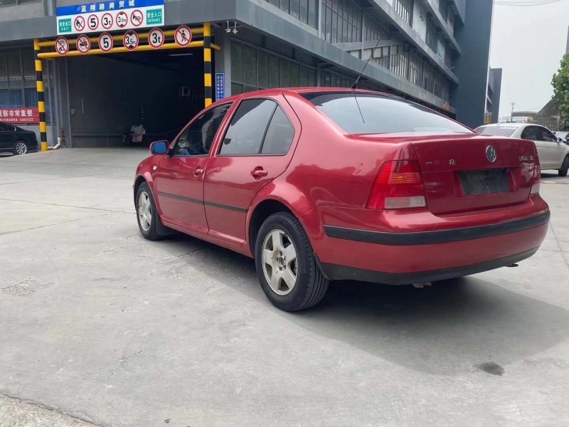 九江10年大眾寶來4