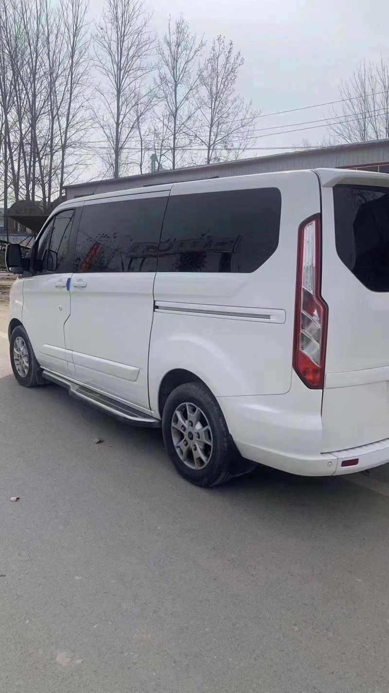 北京18年福特途睿欧8