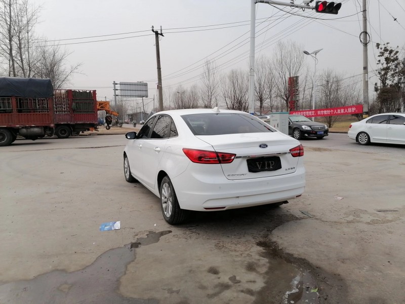徐州18年福特福睿斯5