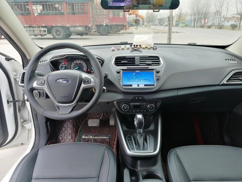 徐州18年福特福睿斯6