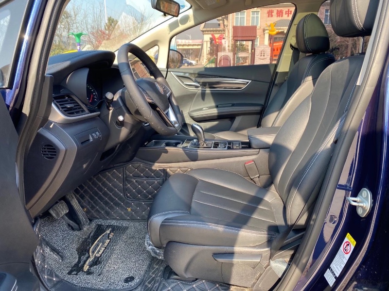 青岛19年比亚迪宋MAX6