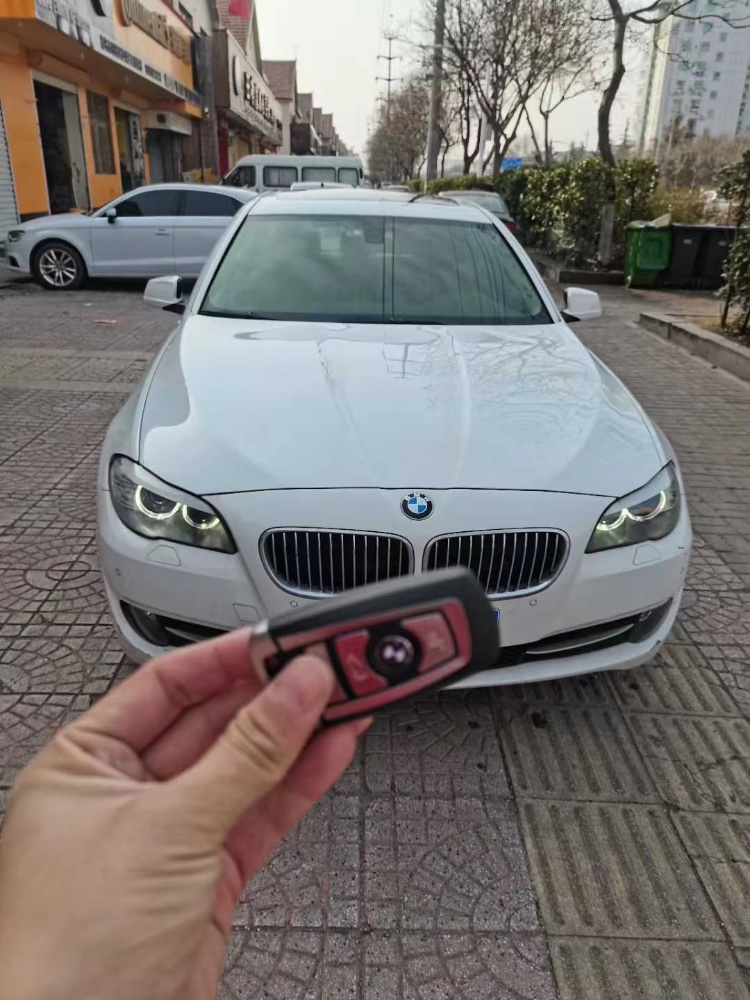 青岛13年宝马5系1