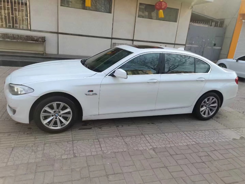 青岛13年宝马5系3