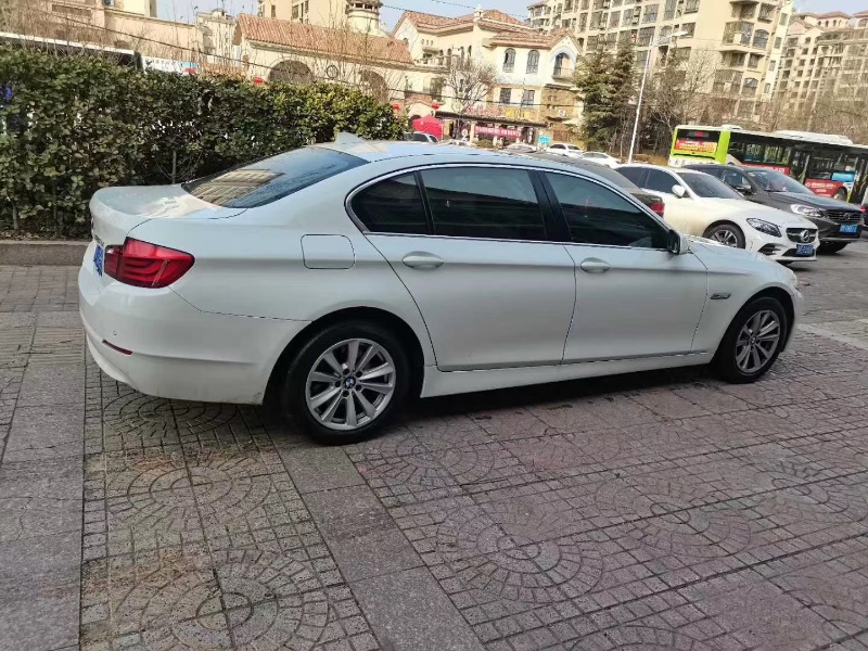 青岛13年宝马5系5