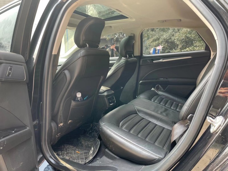 成都14年福特蒙迪欧4