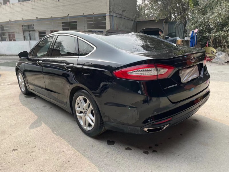 成都14年福特蒙迪欧8