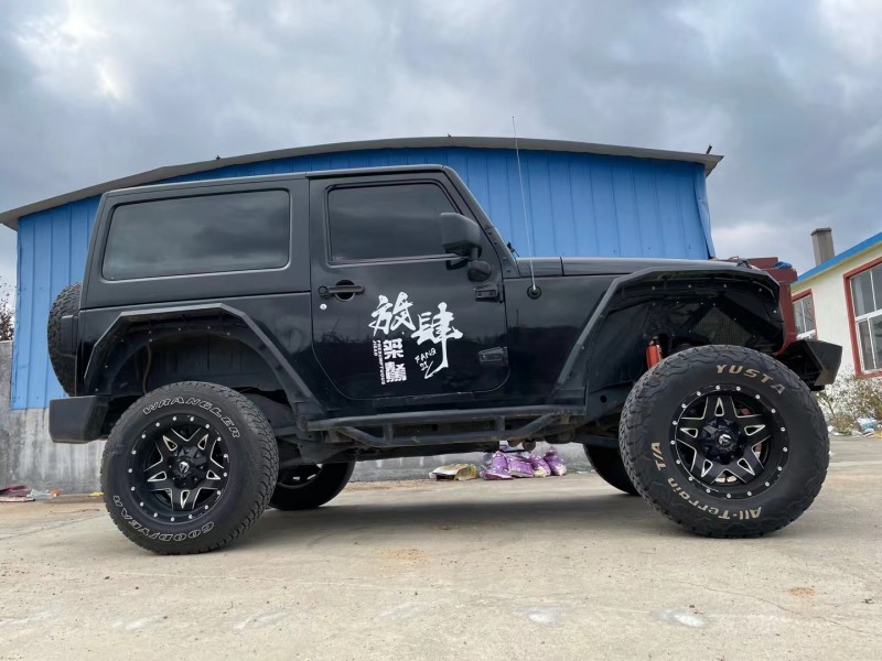煙臺13年Jeep牧馬人3