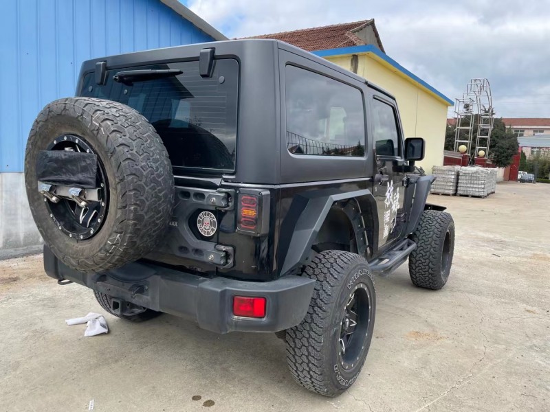 煙臺13年Jeep牧馬人4