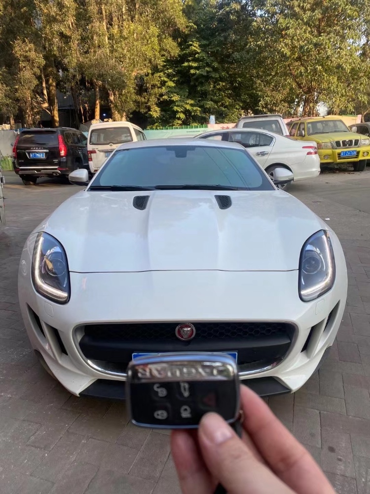 中山15年捷豹F-Type1