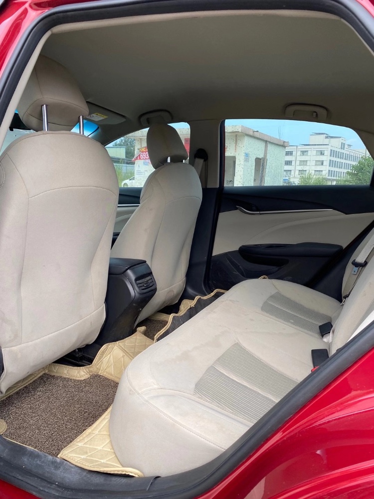 广州19年别克英朗6