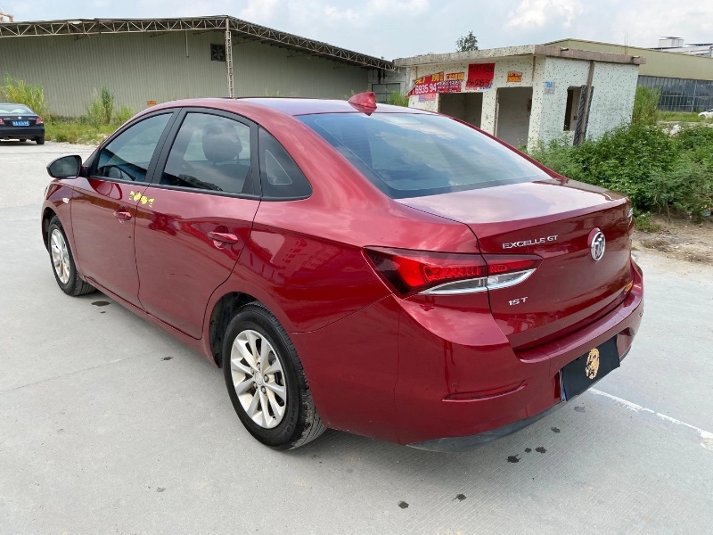 广州19年别克英朗7