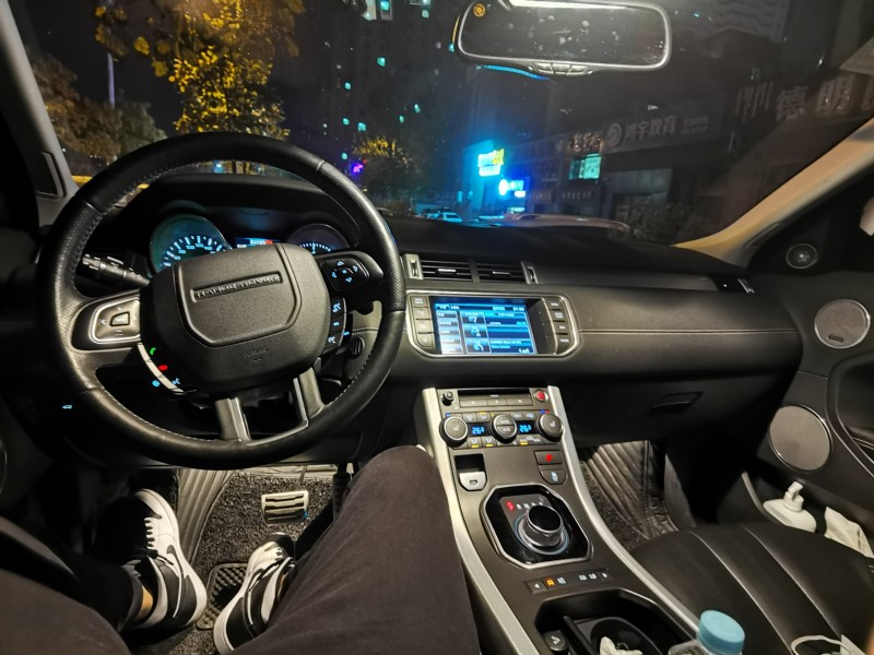 北京13年路虎揽胜极光(进口)1