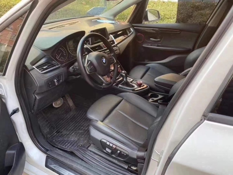 潍坊18年宝马2系3