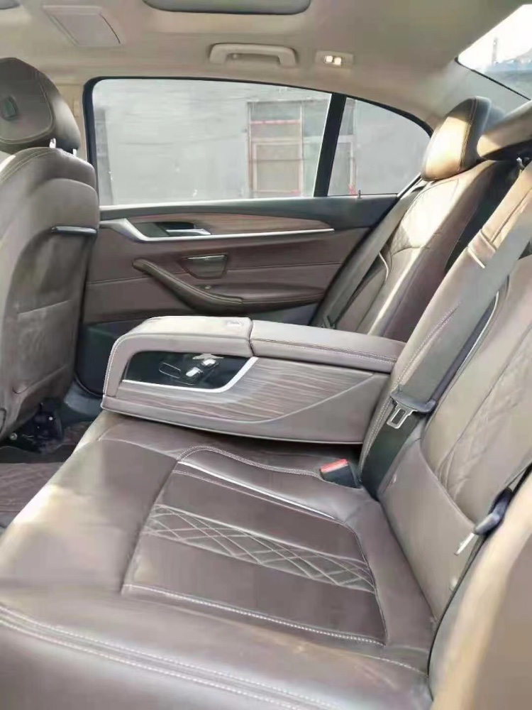 青岛19年宝马5系3