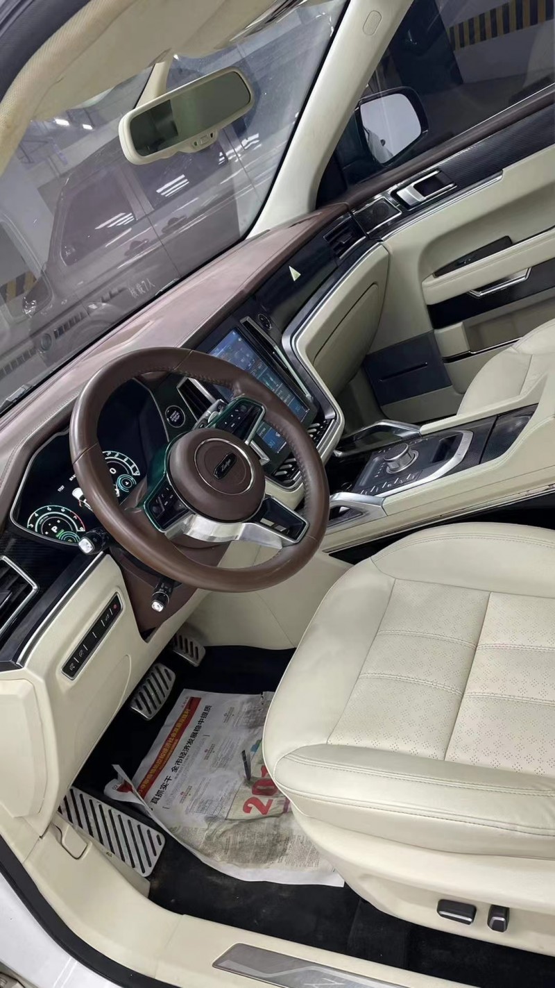 成都17年众泰T7004