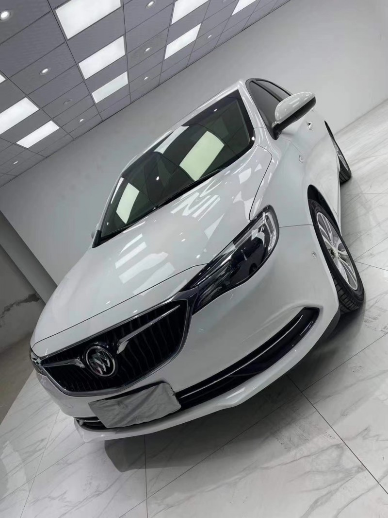 成都19年别克英朗2