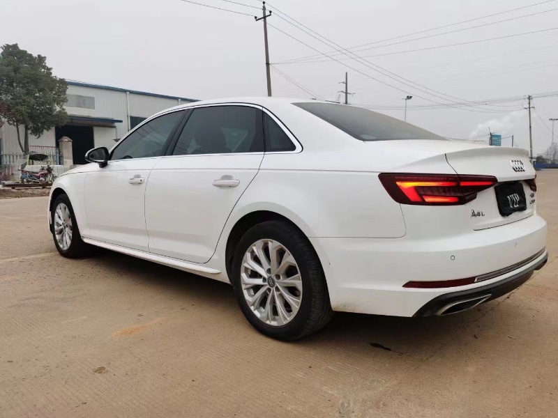 邵阳19年奥迪A4L5