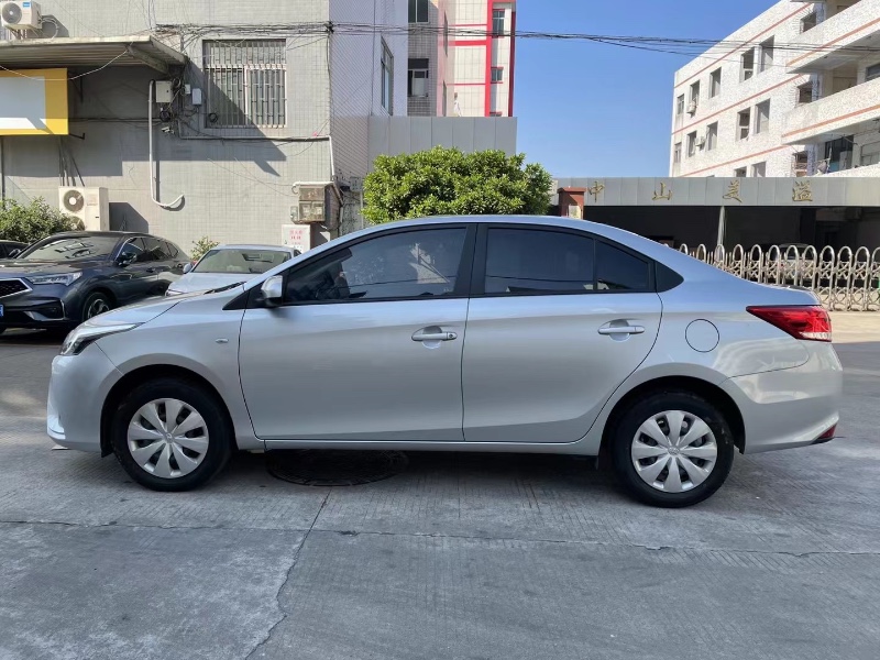 中山19年丰田YARiS L 致享3