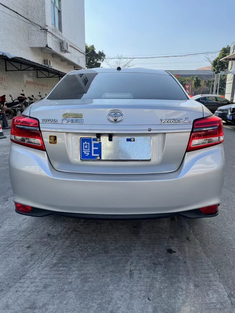 中山19年丰田YARiS L 致享4