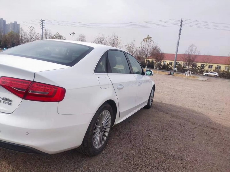 青岛16年奥迪A4L4