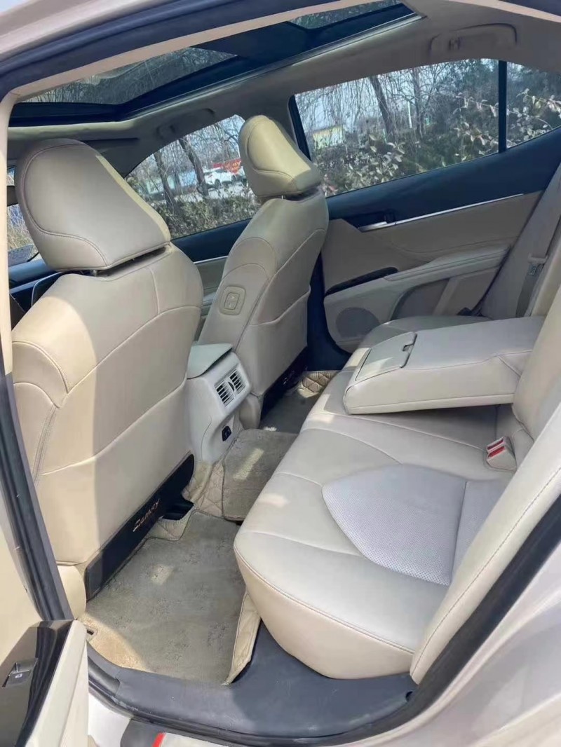 潍坊18年丰田凯美瑞4