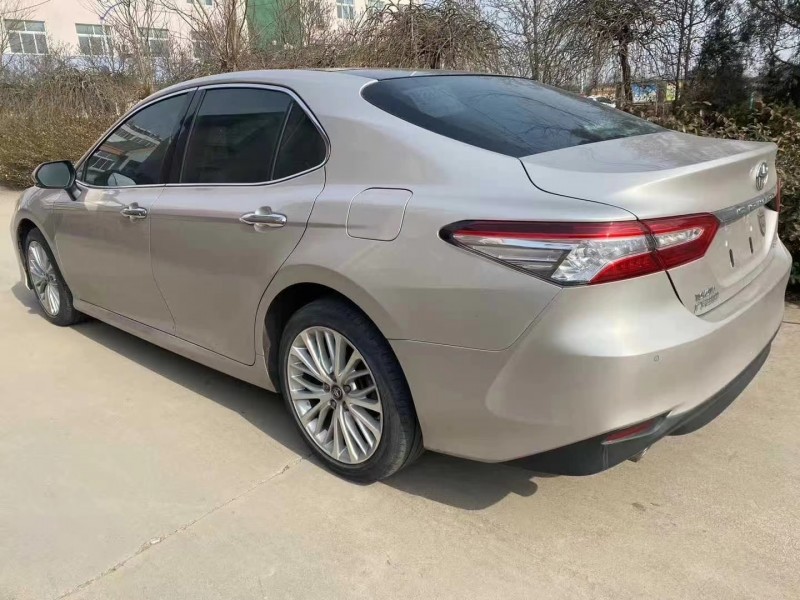 潍坊18年丰田凯美瑞3