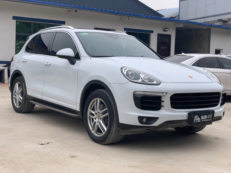 郑州15年保时捷卡宴3