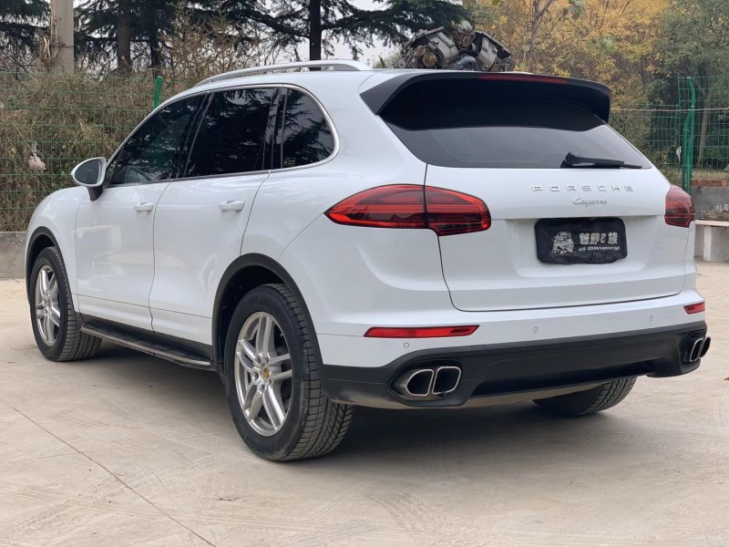 郑州15年保时捷卡宴7