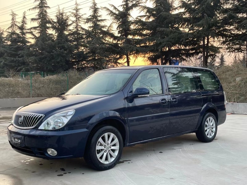 郑州16年别克GL82