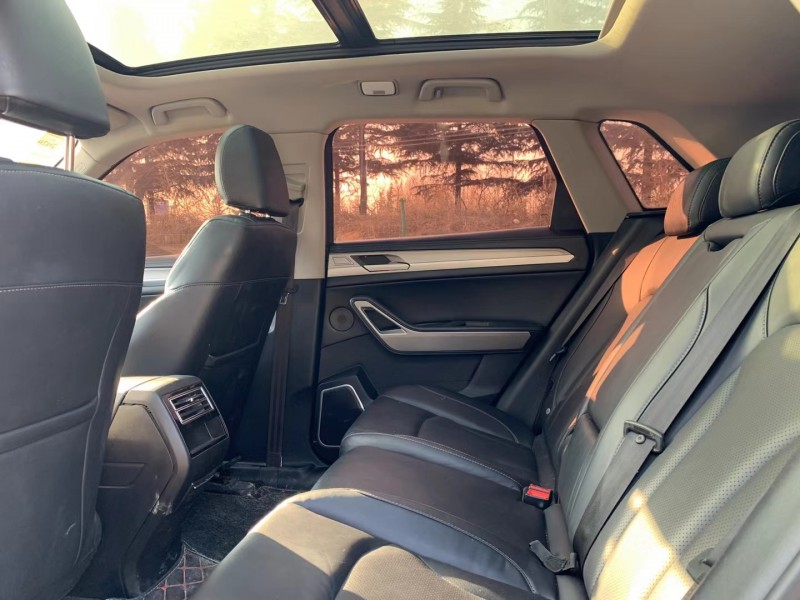 郑州18年众泰大迈X75