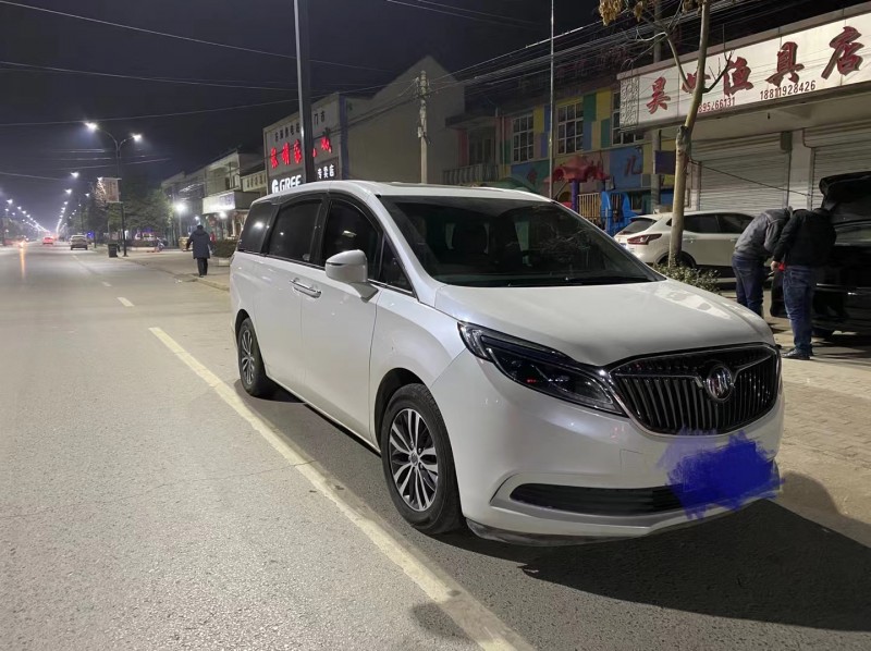 徐州16年别克GL82