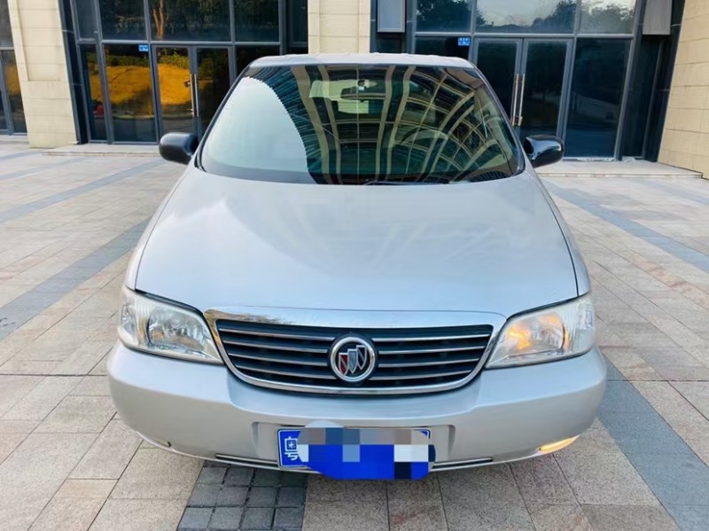 东莞10年别克GL81