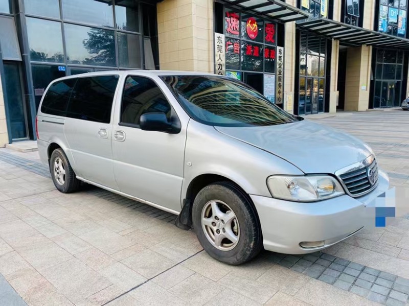 东莞10年别克GL83