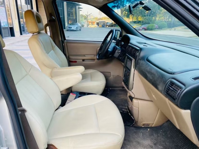 东莞10年别克GL88