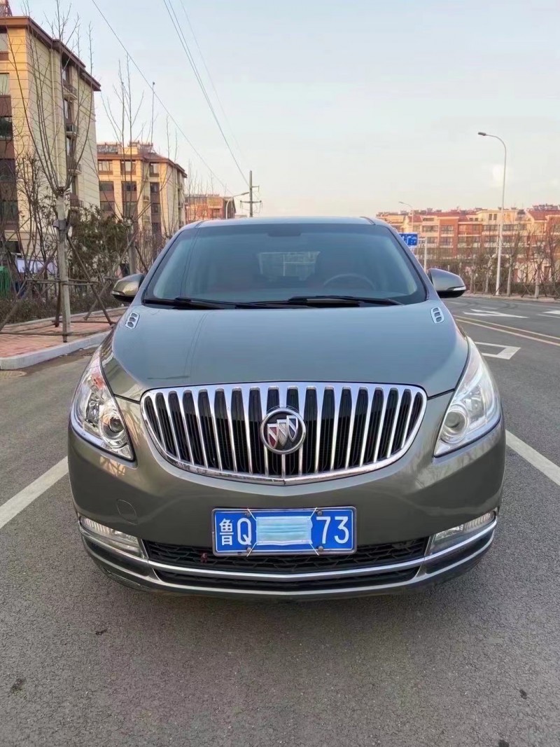 青岛13年别克GL81