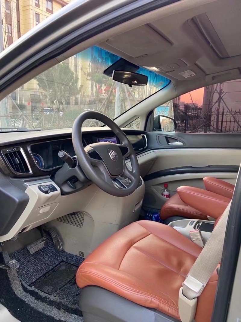 青岛13年别克GL85