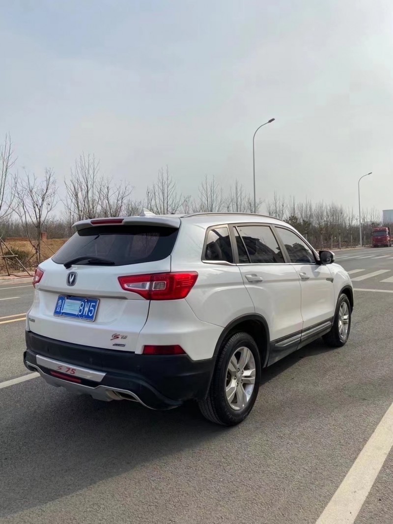 青岛抵押车17年长安汽车长安cs75出售