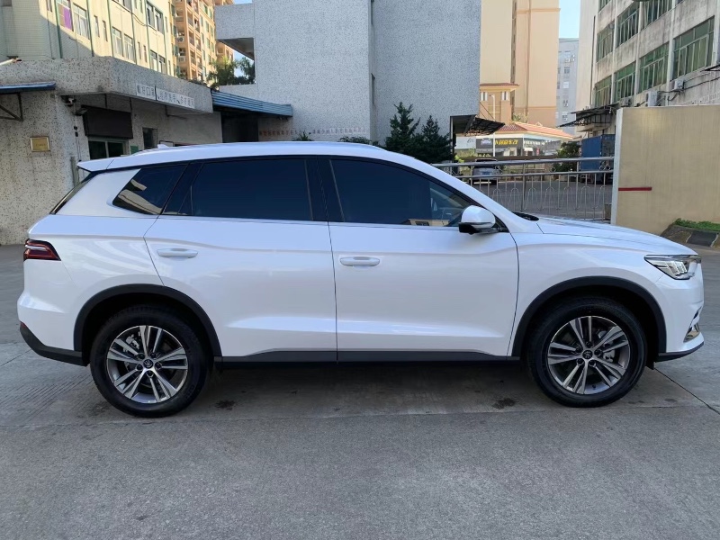 中山20年比亚迪宋3